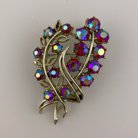 CORO FLORAL RED AURORA BOREALIS AB FLOWERS LEAVES Goldtone Vintage SIGNED 2-1/4" - Picture 5 of 14